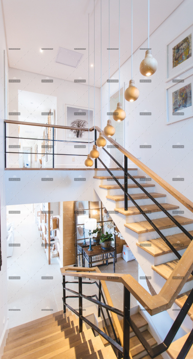 demo-attachment-10-jason-briscoe-332508-unsplash-1-min